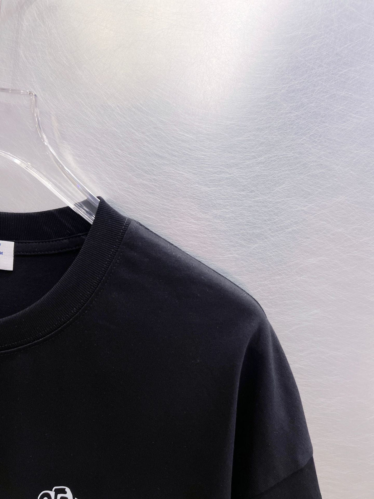 OFF-WHITE Arrow Print T-Shirts