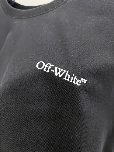 OFF-WHITE Logo Print Long-Sleeve T-Shirt