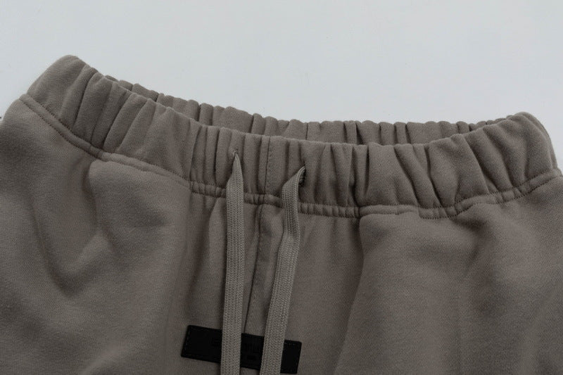 Fear of God Essentials Shorts – Milky White / Gray